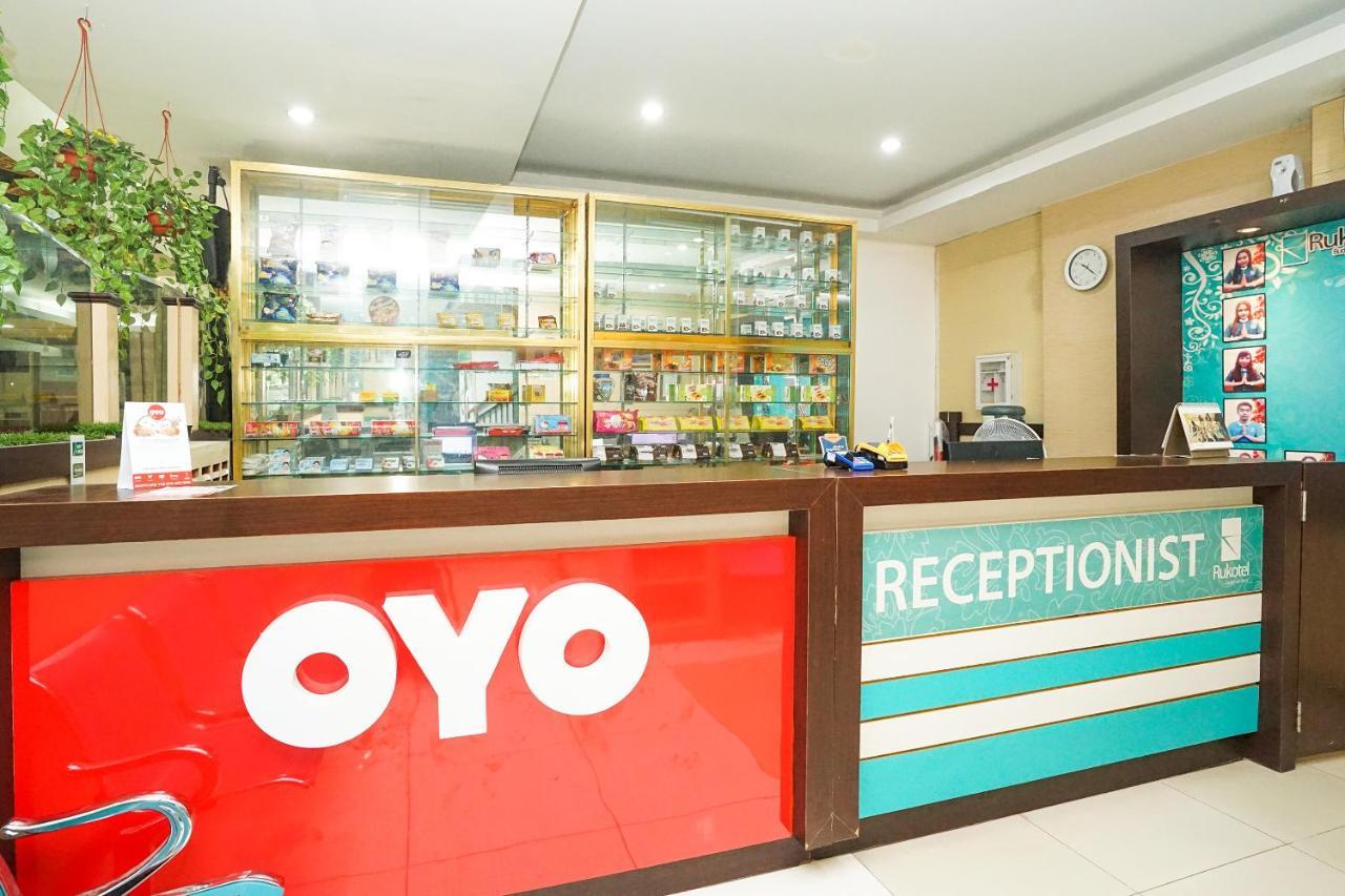Oyo 277 Rukotel Near Rsu Adi Husada Undaan Kota 泗水 外观 照片